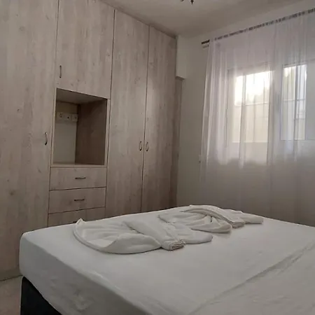 East Side * Νικιάνα