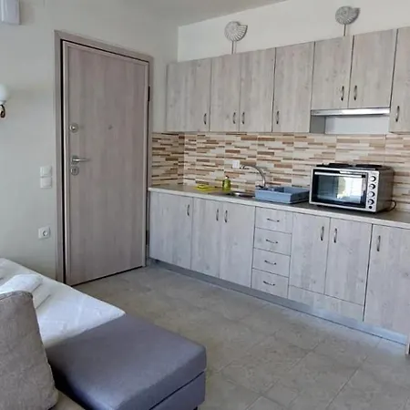 East Side Apartment Nikiana
